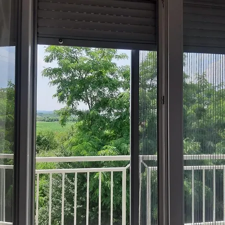 Apartman Apartment *