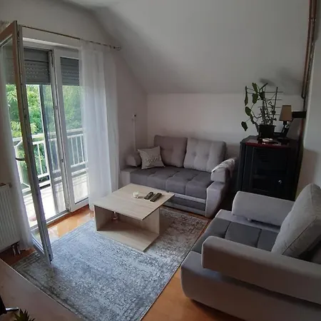 Apartment Apartman *